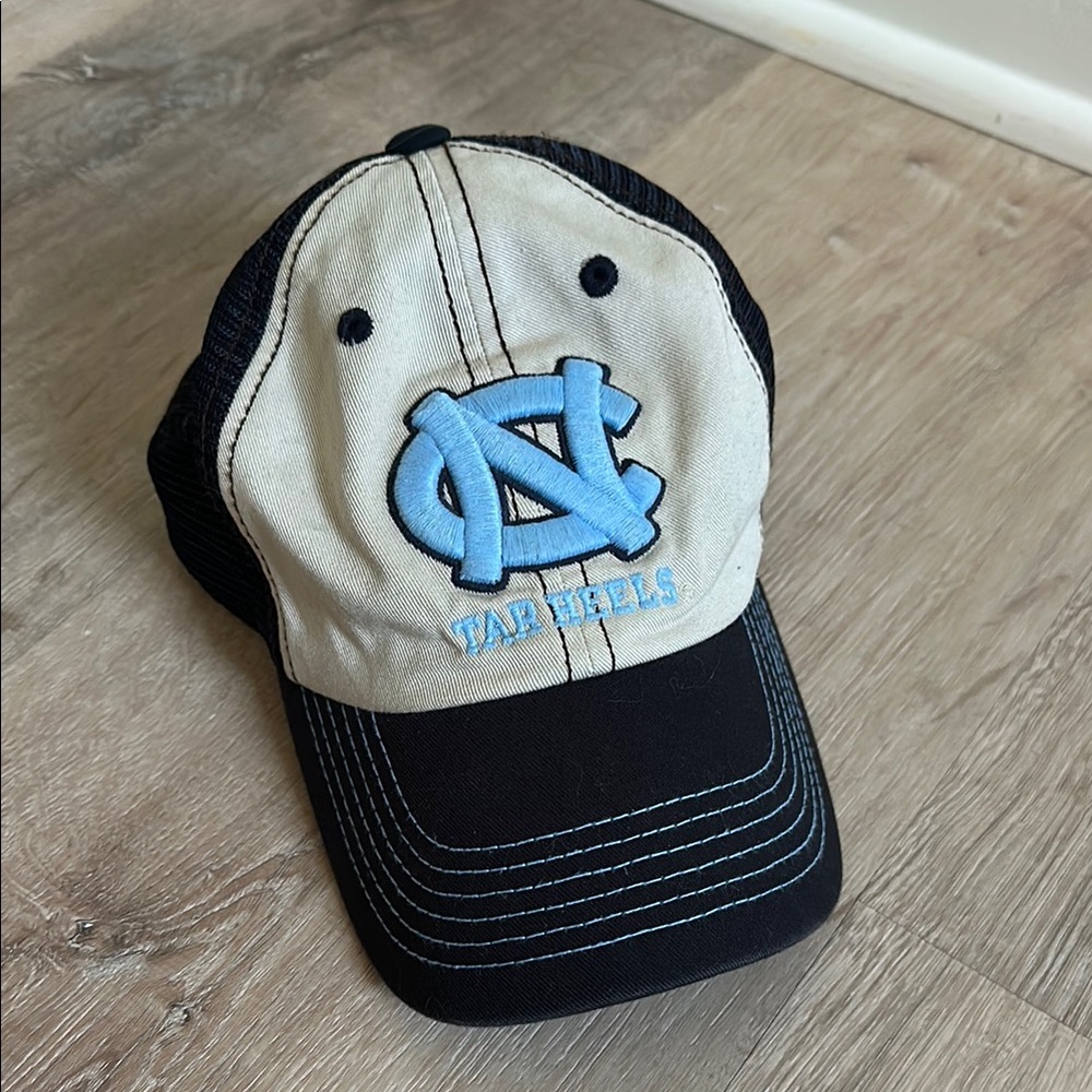 North Carolina Tar Heels Adjustable Baseball Cap - Cream & Carolina Blue